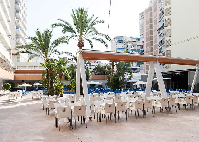 Climia Plaza Hotell 4*