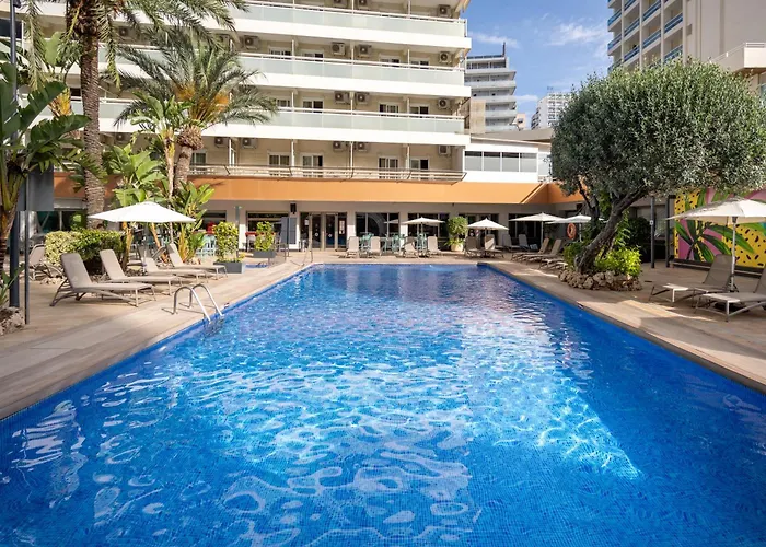 Hotell Climia Plaza