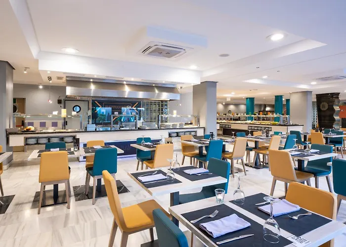 Hotell Climia Plaza