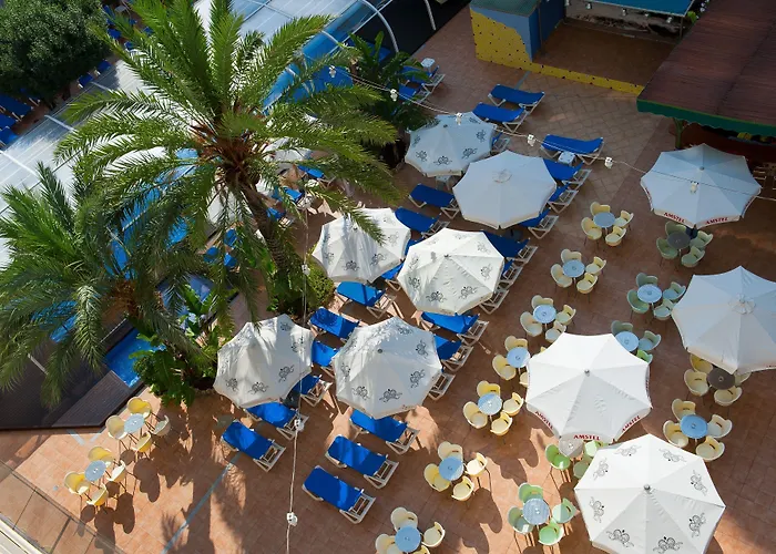 Climia Plaza 4*