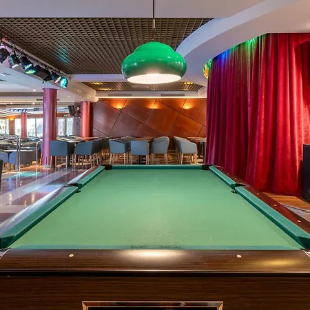 Ξενοδοχείο Climia Plaza 4*