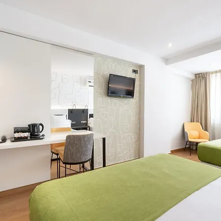 Climia Plaza Ξενοδοχείο 4*