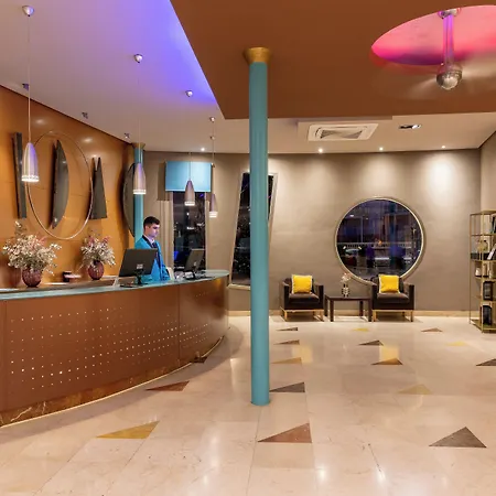 Climia Plaza 4* Μπένιντορμ