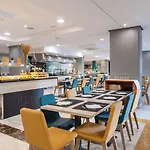 Climia Plaza