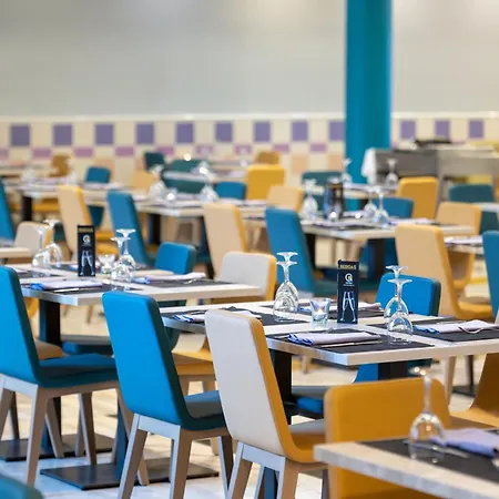 Отель Climia Plaza 4*