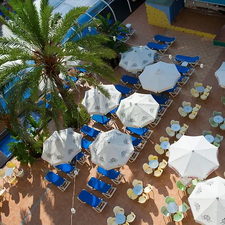 Climia Plaza 4*