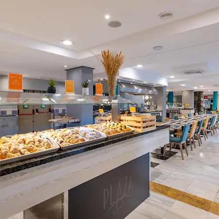 Plaza Hotel 4*